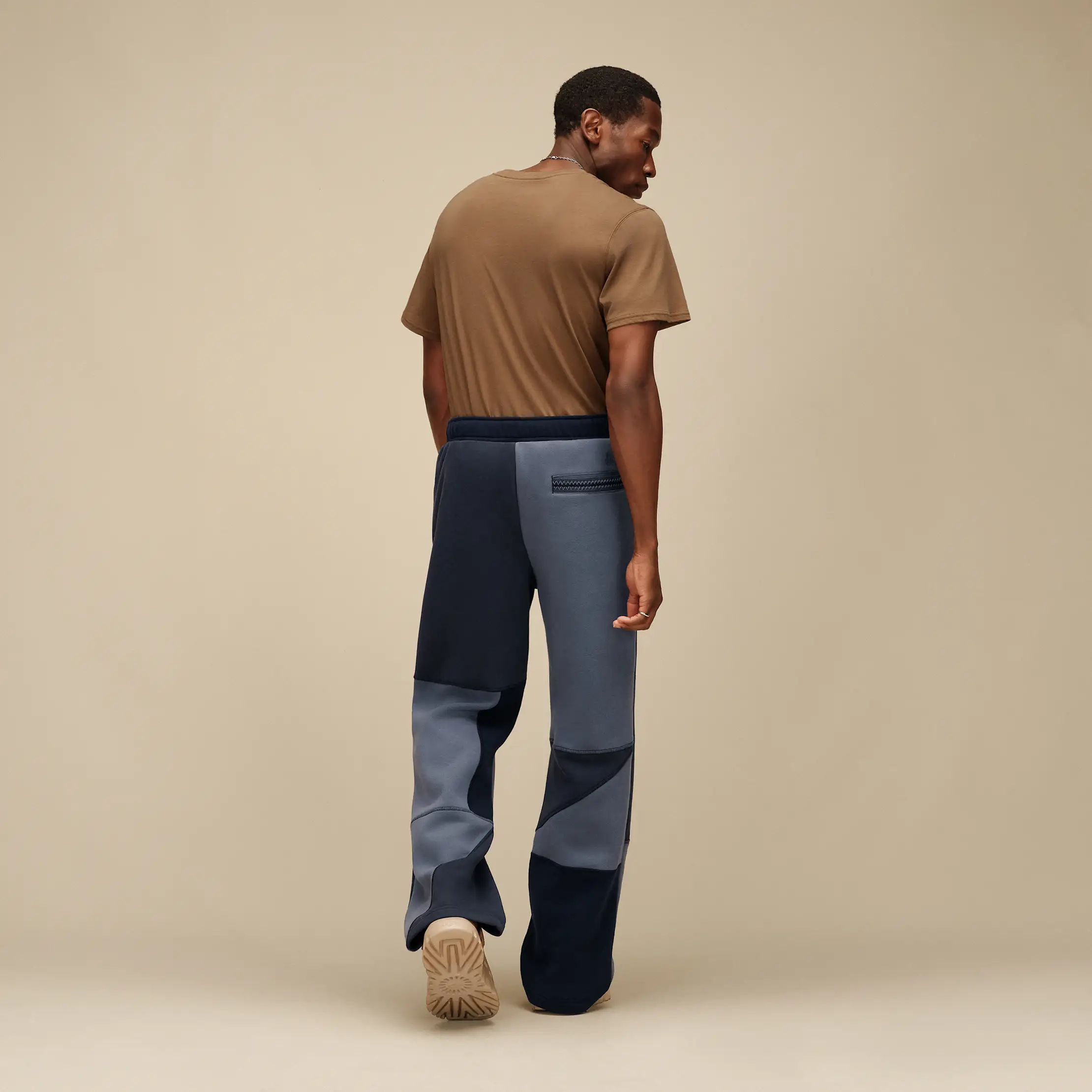 Men's Tasman Colorblock Pant - Image 4